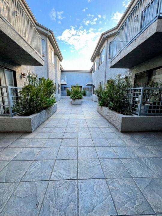 property for rent #4