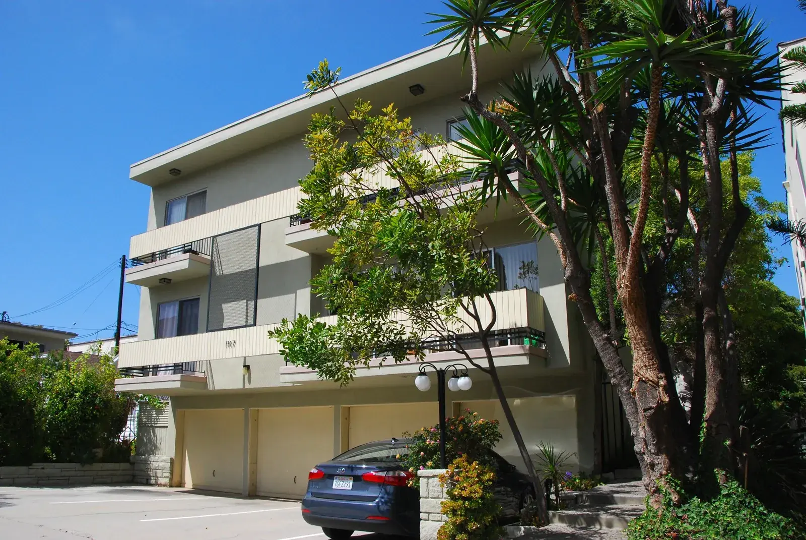 property for rent #1