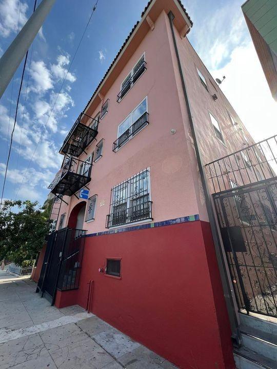 property for rent #4