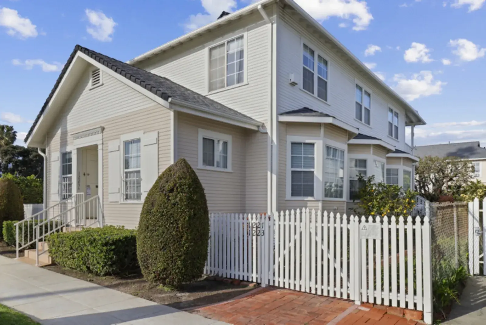 property for rent #1