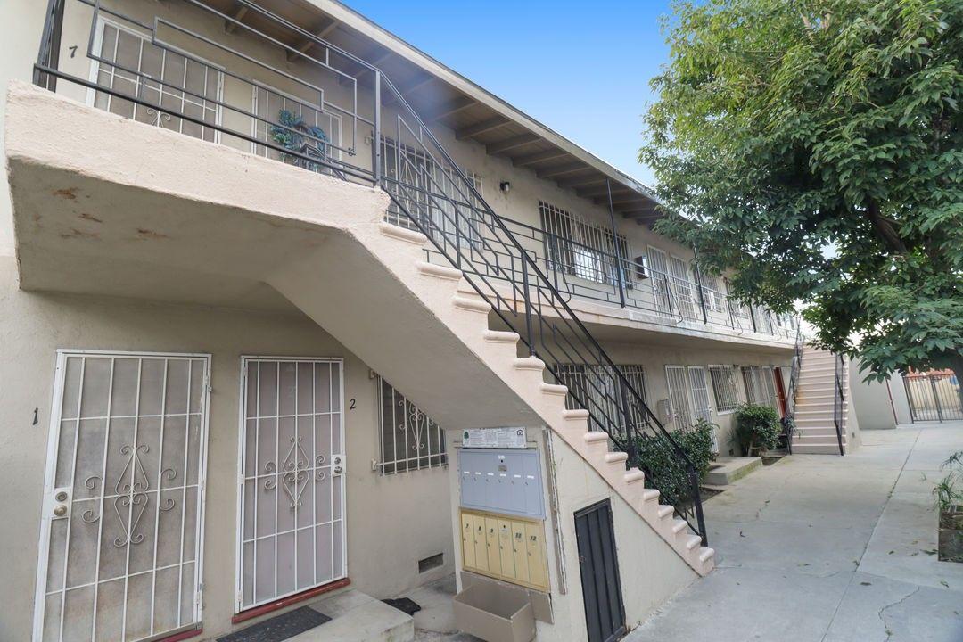 property for rent #3